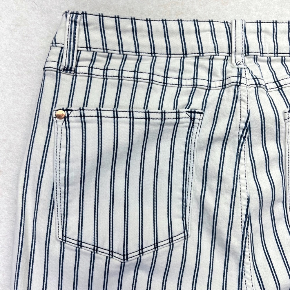 Judy Blue Super Flare Jeans Womens 15/32 White Navy Striped High Rise Western - Picture 6 of 16